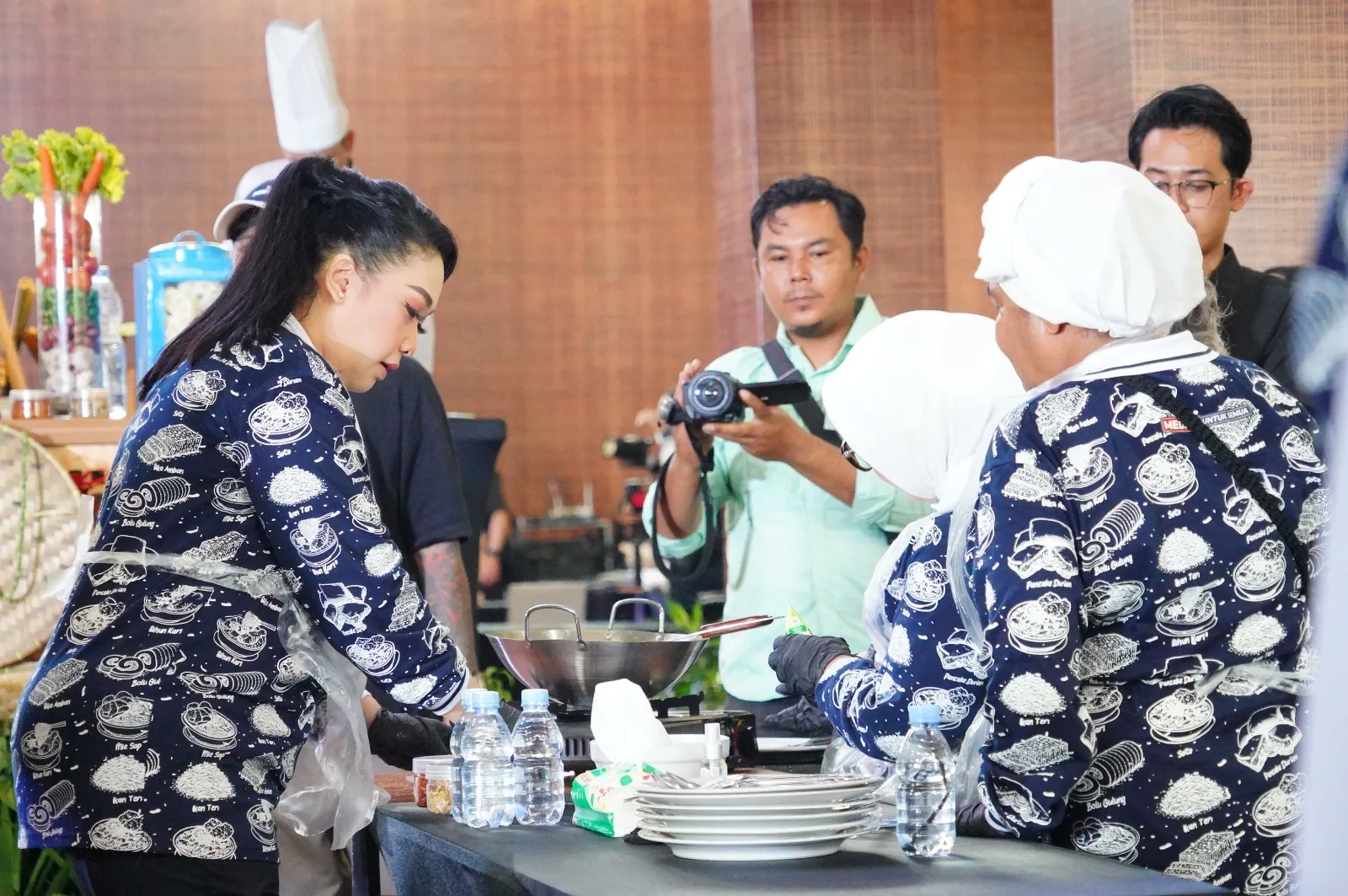 Lewat Tangan Airin Rico Waas, Daun Ubi Tumbuk Melesat Ke Panggung Nusantara