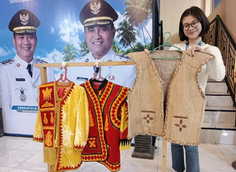 Baju Adat Oholu Nias Selatan Tetap Lestari di Tengah Perkembangan Zaman