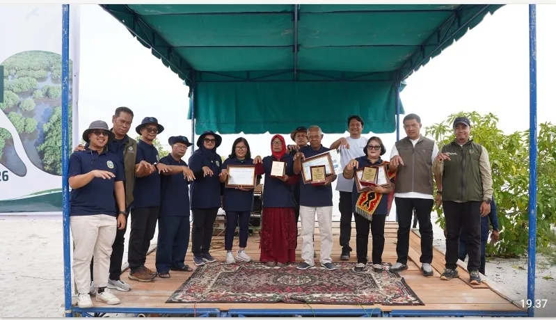 YAKOPI Beri Penghargaan Pejuang Mangrove Di Empat Provinsi pada Hari Mangrove Sedunia 2026