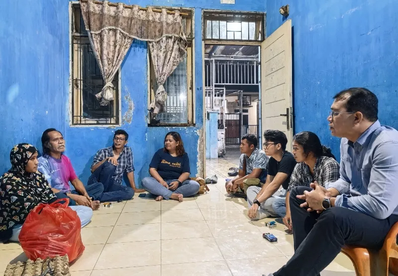 Penrad Siagian Temui Korban Scam Kamboja, Minta Warga Sumut Tak Tergiur Iming-iming Gaji Besar