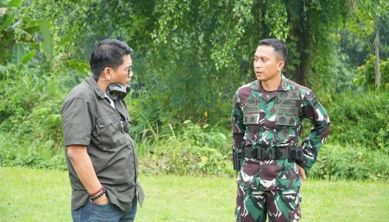CEO Sumut24 Group Anto Genk Jalin Silaturahmi dengan Danyon Armed 2/105 Kilap Sumagan Letkol Letkol Arm Rogery Thega, S.I.P., M.M.