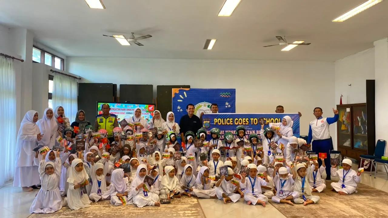 Honda Indako Edukasi Anak Pentingnya Helm