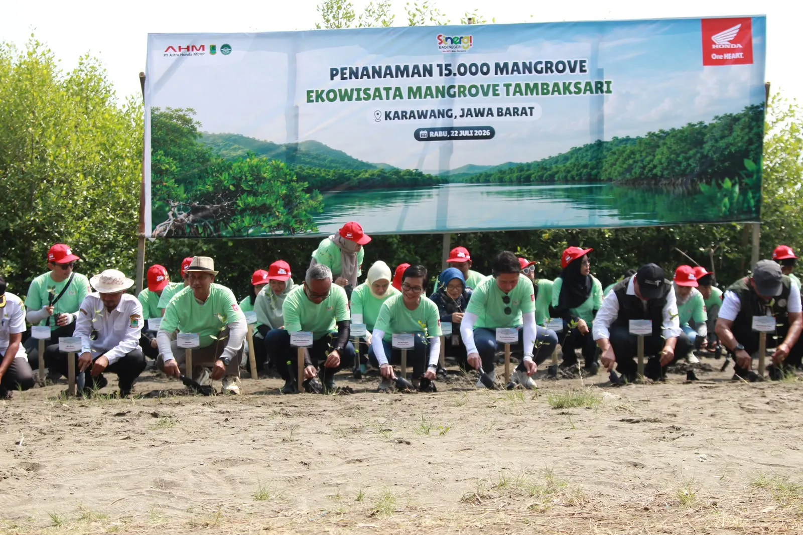 Bangun Rumah Semai Bibit Mangrove, AHM Tumbuhkan Harapan Baru Kawasan Pesisir