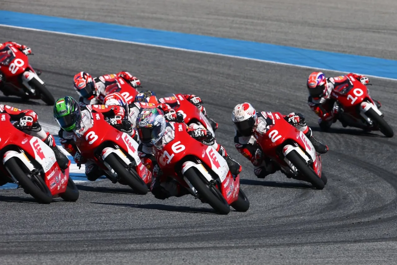 4 Pebalap Muda Astra Honda Bidik Podium Di Sepang