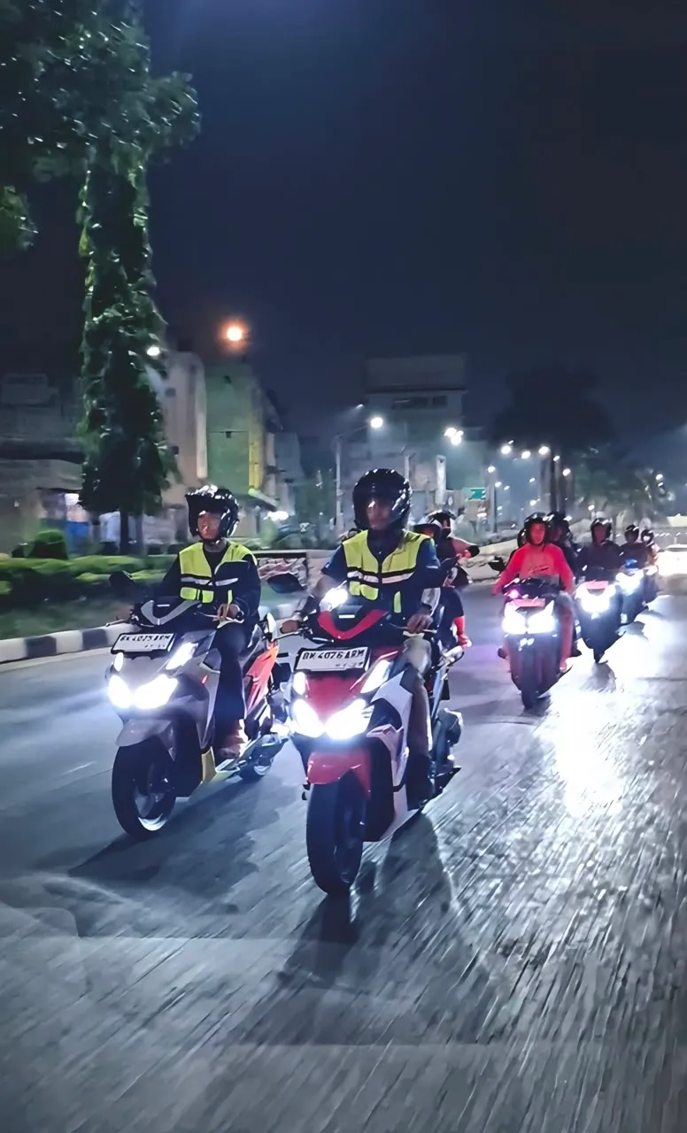 Vario Evo Night Ride Sisir Jalanan Medan