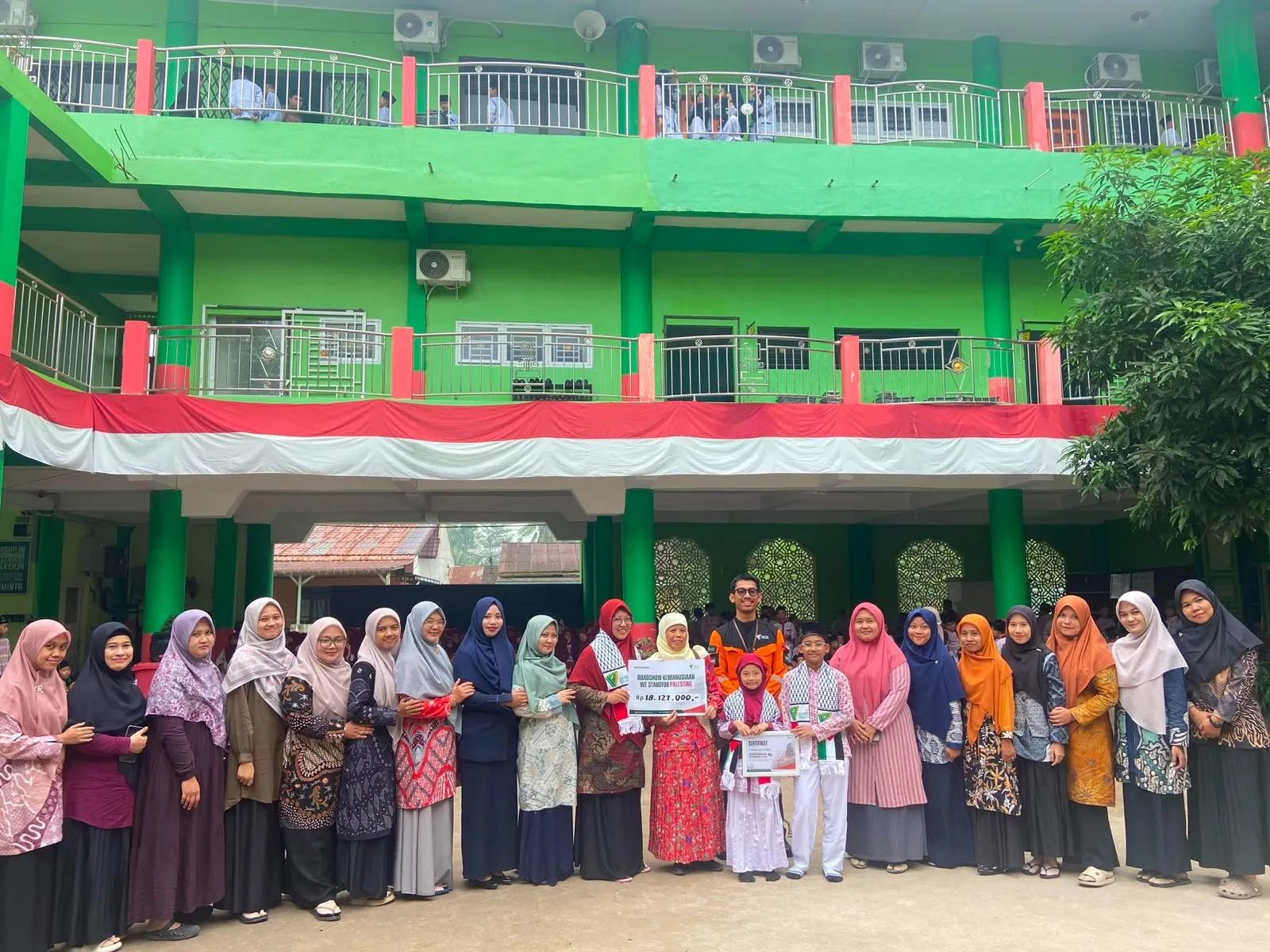 SD Swasta Islam An Nahlu Salurkan Donasi Rp18,1 Juta untuk Kemanusiaan Palestina melalui Dompet Dhuafa Waspada