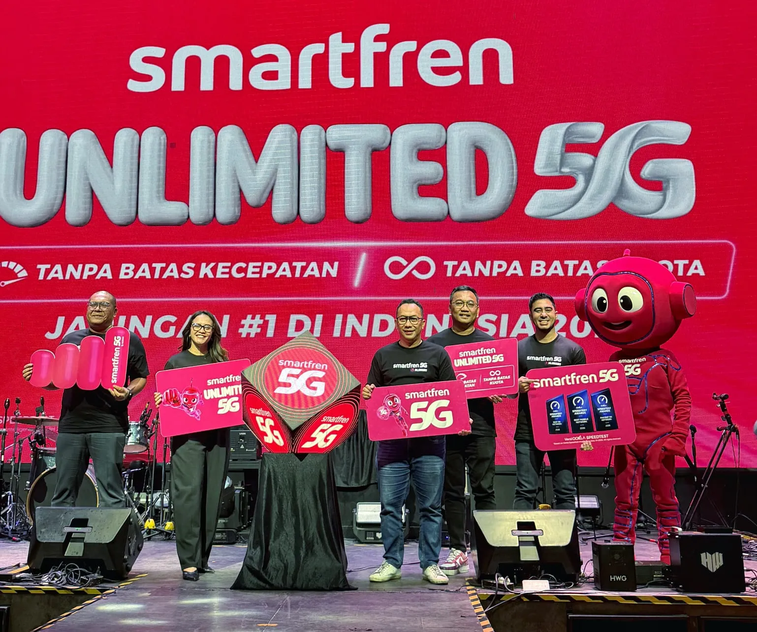 SMARTFREN Luncurkan Unlimited 5G Tanpa Batas di Semarang