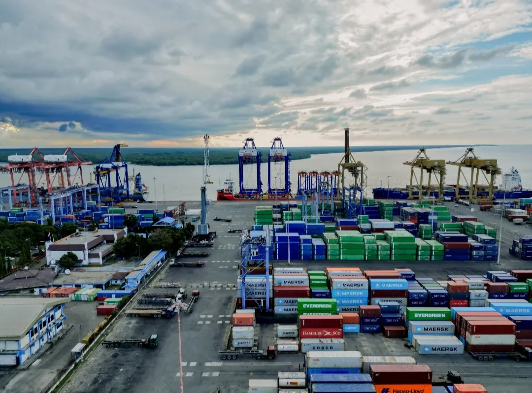 Arus Peti Kemas PMT Belawan dan Kuala Tanjung Tumbuh 2 Persen