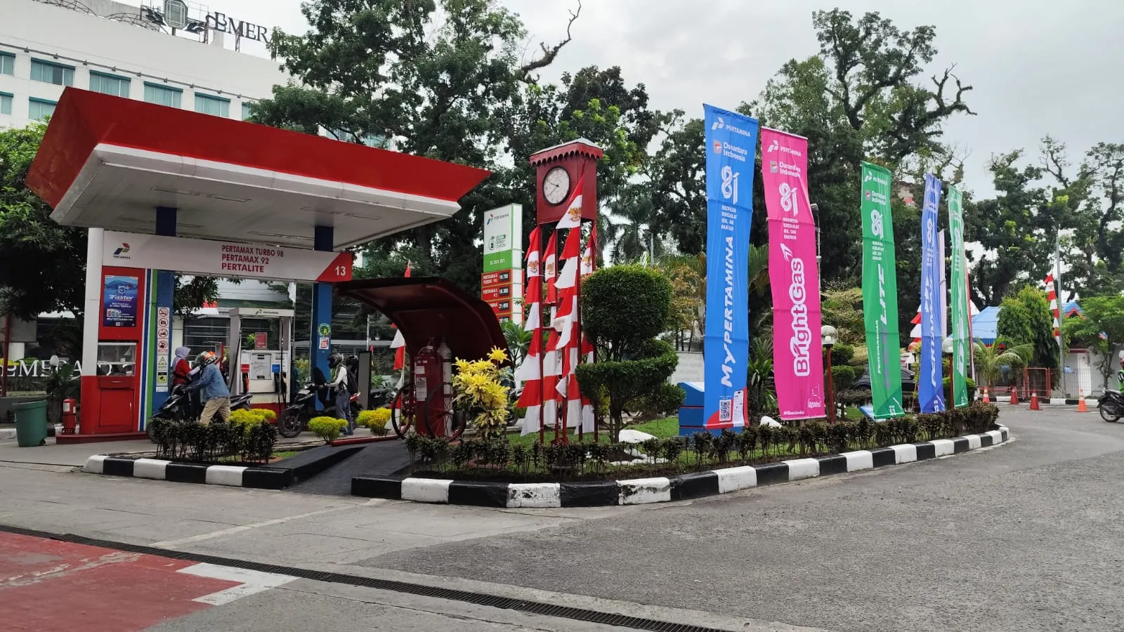 Semarakkan HUT Ke-81 RI, Pertamina Patra Niaga Regional Sumbagut Bagi-bagi Hadiah