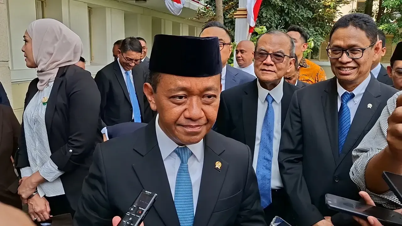 PLTS 100 GW Dimulai, Investasi Tembus Rp1.140 Triliun
