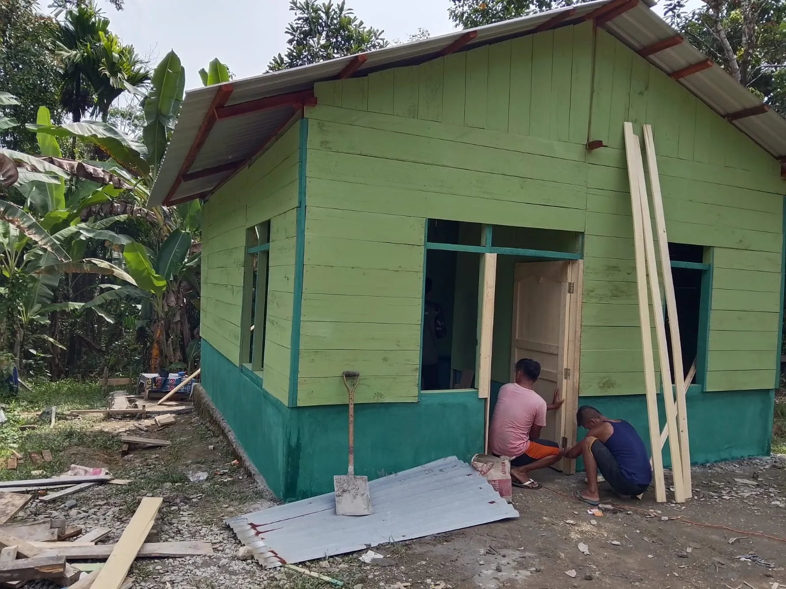 Rumah Delizaro Harefa Hampir Rampung, Bakti TNI Hadirkan Harapan Baru di Nias Utara