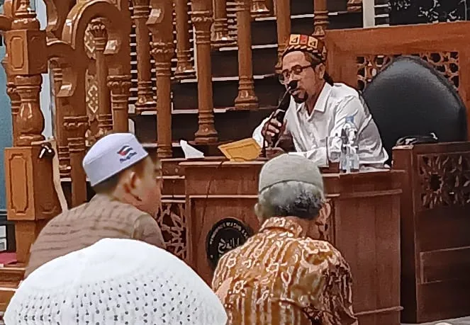 Dari Mimbar Darul Falah, Tgk Abimaulana Mengajak Menjemput Ampunan Allah