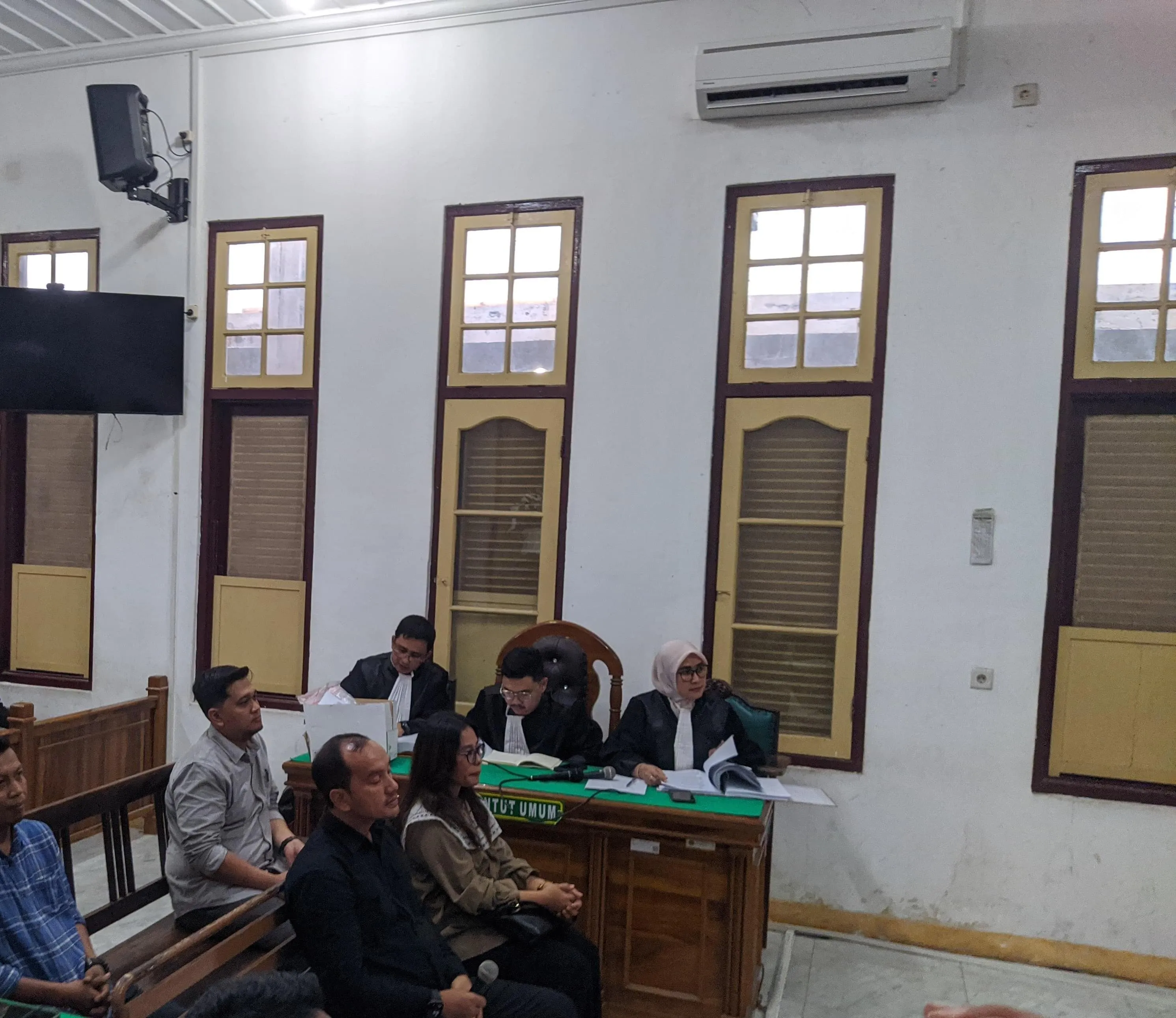 Dihadirkan Sebagai Saksi Dugaan Suap, Wali Kota Tebingtinggi Benarkan Angkat Keponakan Jadi Plt Kabid Kominfo