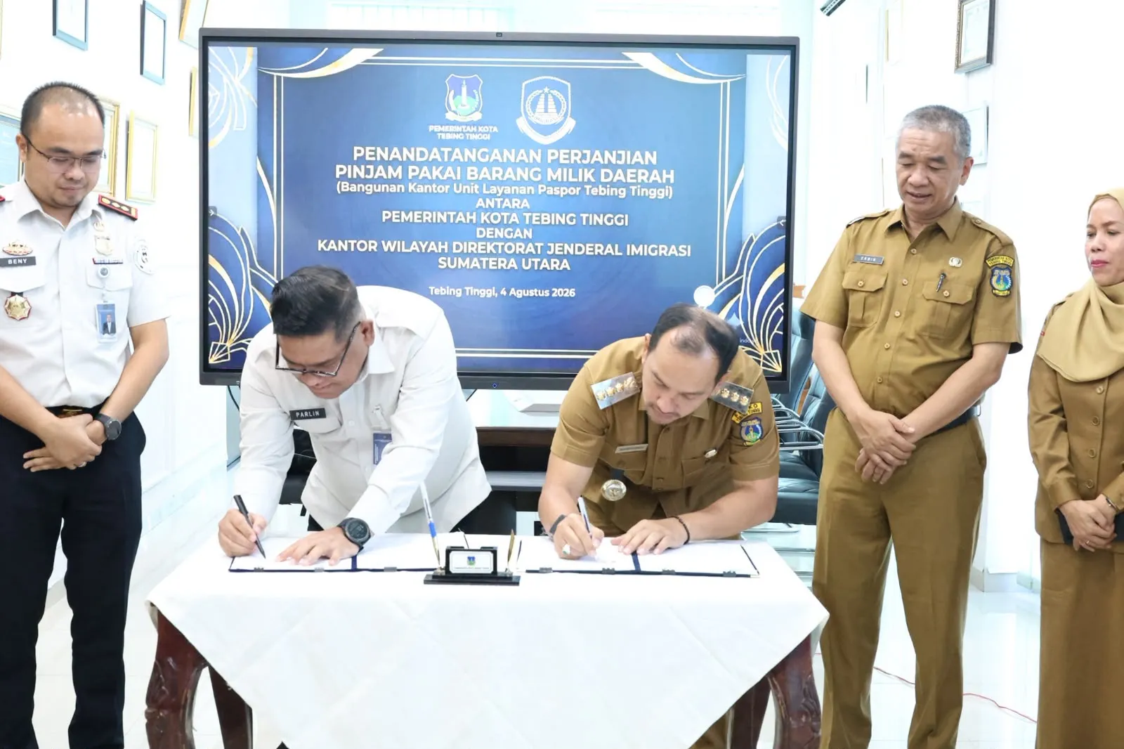 Perluas Akses Layanan, Kanwil Imigrasi Sumut-Pemko Tebingtinggi Teken Perjanjian Pinjam Pakai Gedung Unit Layanan Paspor