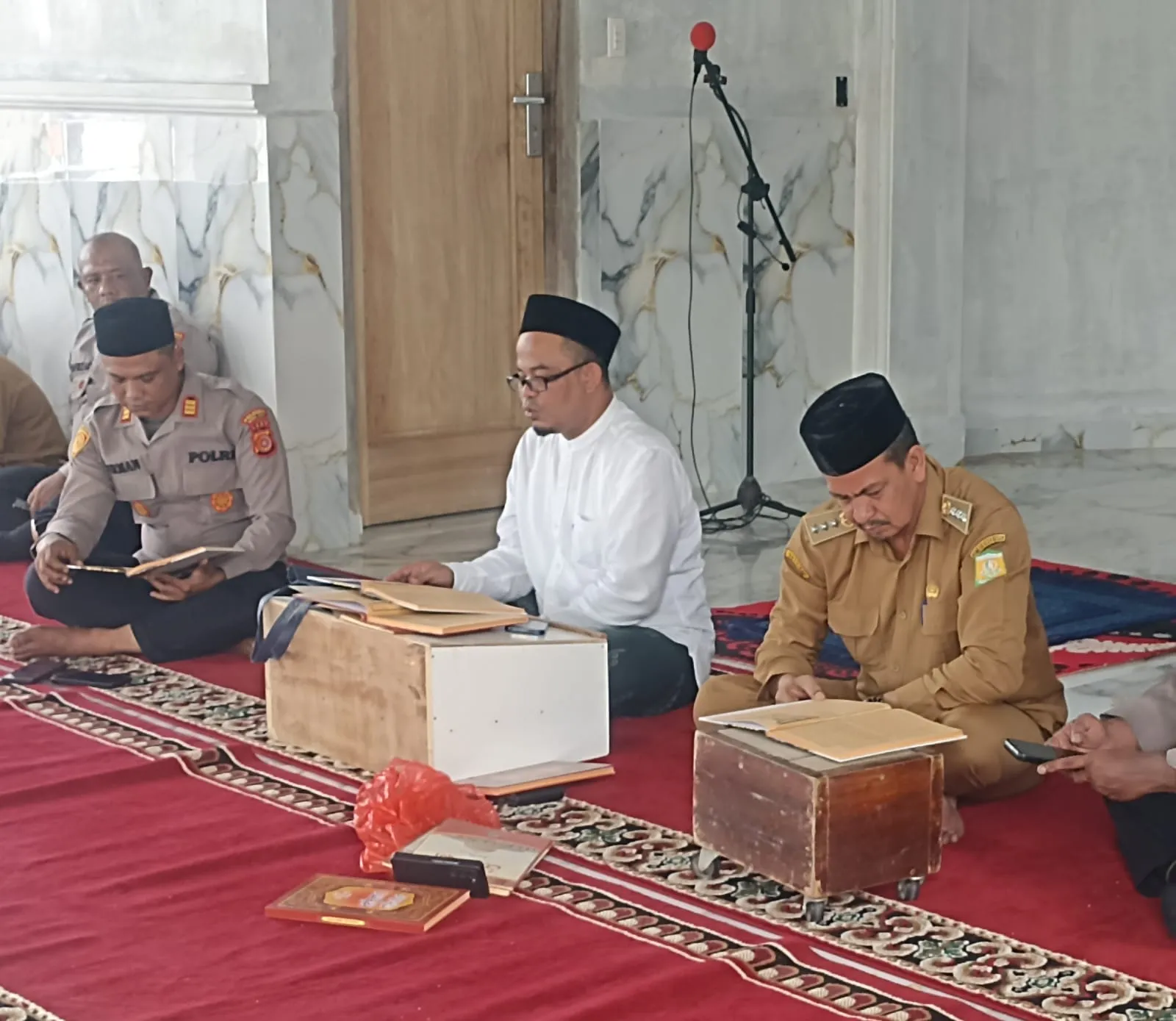 Pengajian Rutin Kuta Baro Ajak Jemaah Perkuat Tauhid dan Tawakal