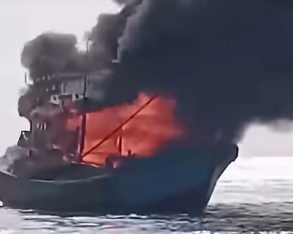 KM Merpati Indah 7 Terbakar di Laut Belawan