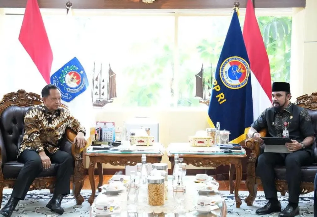 Bupati Al Farlaky Temui Mendagri Tito Karnavian, Bahas Percepatan Penanganan Pascabanjir
