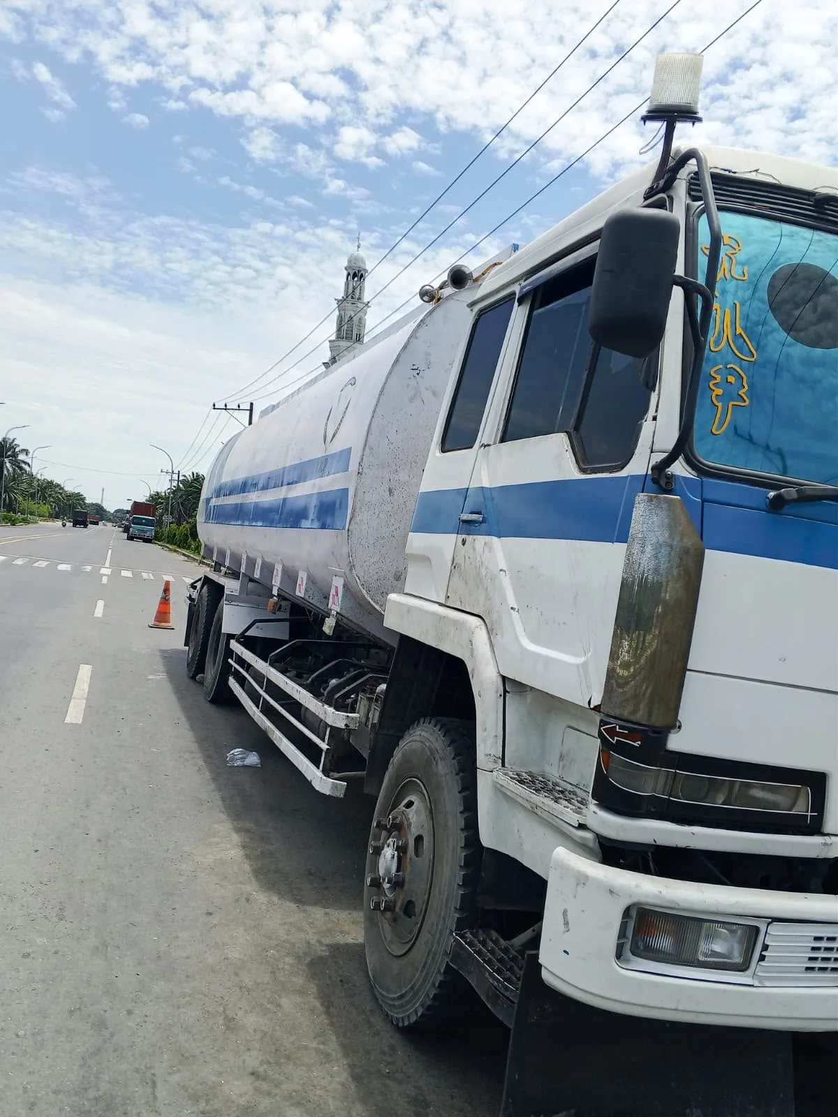 Gunakan Sabu Dalam Kabin, Sopir Truk Tangki Parkir di Jalinsum Diciduk Intel Polres Sergai