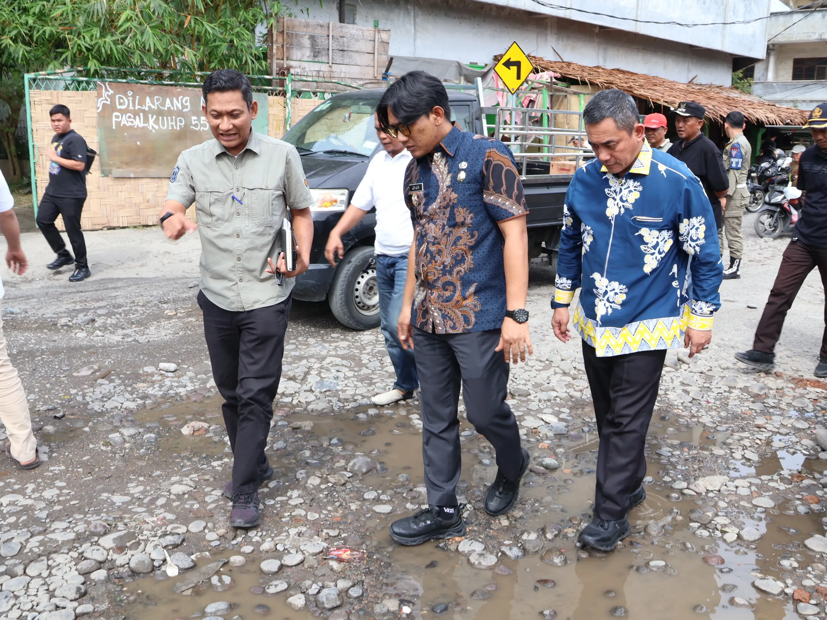 Wakil Wali Kota Binjai Tinjau Jalan Rusak di Jalan Wahidin Baru, September Diperbaiki