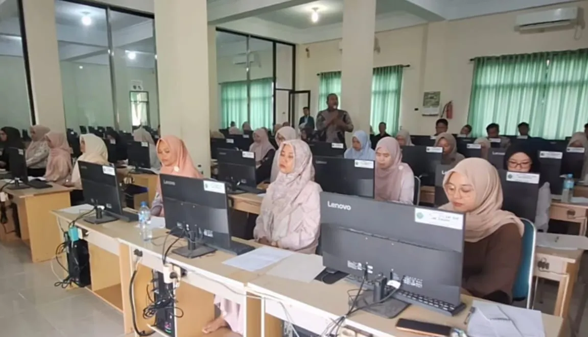 Calon Mahasiswa Baru Umuslim Ikuti Ujian, Pendaftaran Gelombang II Dibuka Hingga 20 Agustus Mendatang