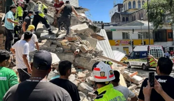 Gempa M7,4 Kolombia Renggut Nyawa 111 Orang