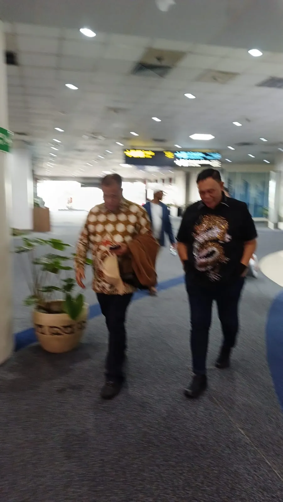 Bertemu di KNIA, Dahnil Ginting Kasih Masukan Bupati Karo Terkait Pemandian Air Panas Sidebuk-debuk