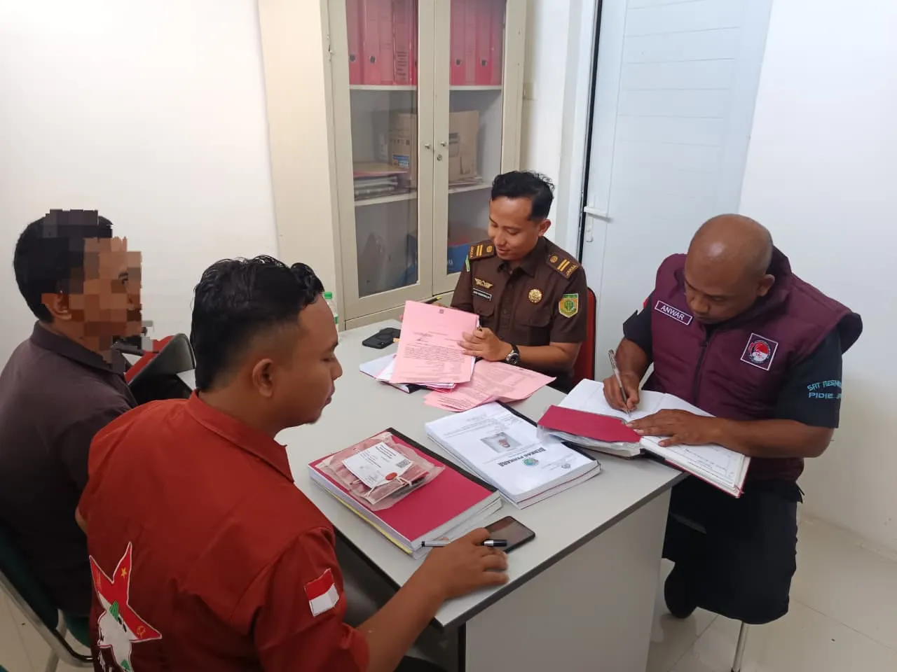 Dua Tersangka Narkoba dan Barang Bukti Diserahkan ke Kejari Pidie Jaya