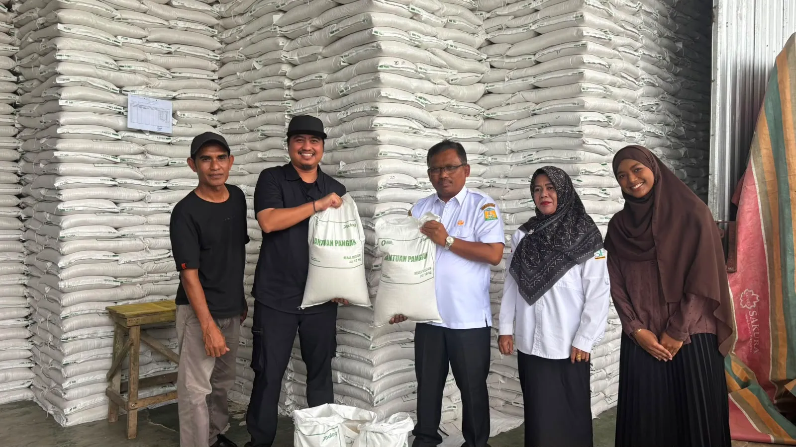 Bulog Akan Salurkan 1.801,81 Ton Beras Bantuan Pangan untuk Masyarakat Aceh Besar