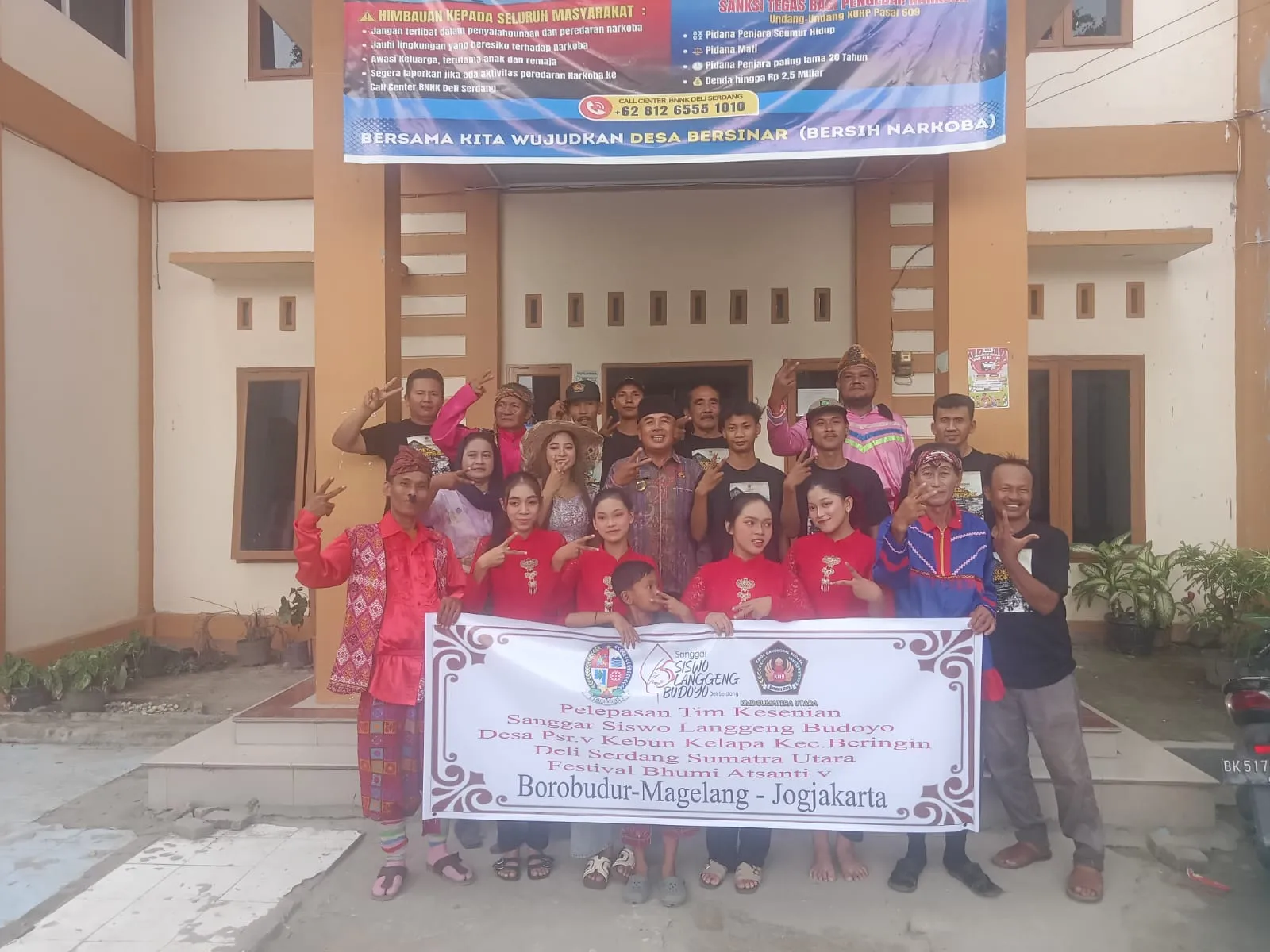 Kades Pasar V Kebun Kelapa Lepas Sanggar Siswo Langgeng Budoyo ke Festival Bhumi Atsanti V di Magelang