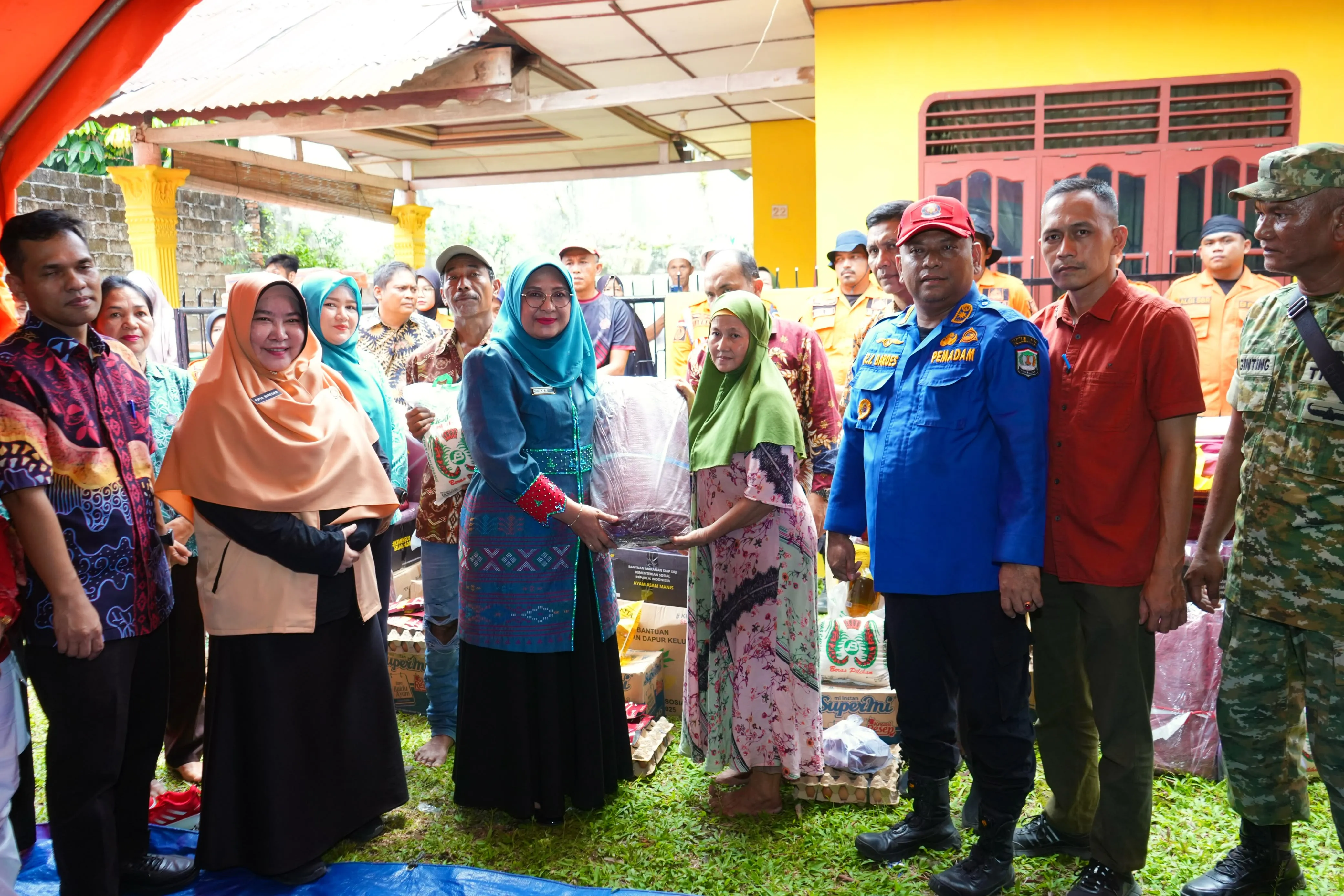 Pemko Binjai Salurkan Bantuan Logistik bagi Korban Kebakaran di Timbang Langkat
