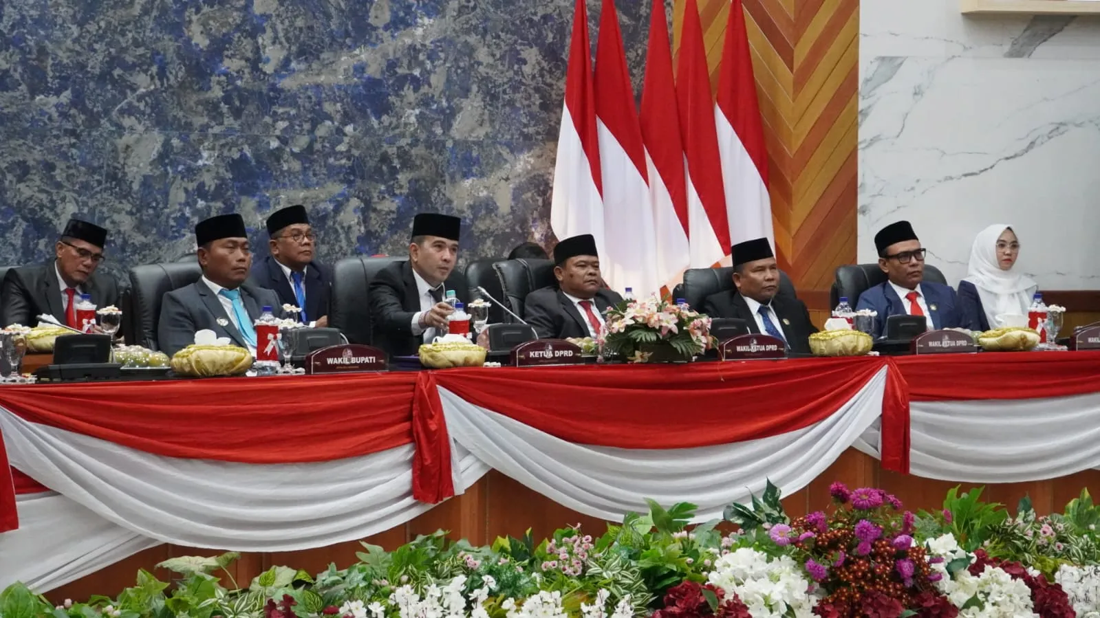 Rapat Paripurna, Wabup dan Jajaran DPRD Deliserdang Saksikan Pidato Kenegaraan Presiden RI