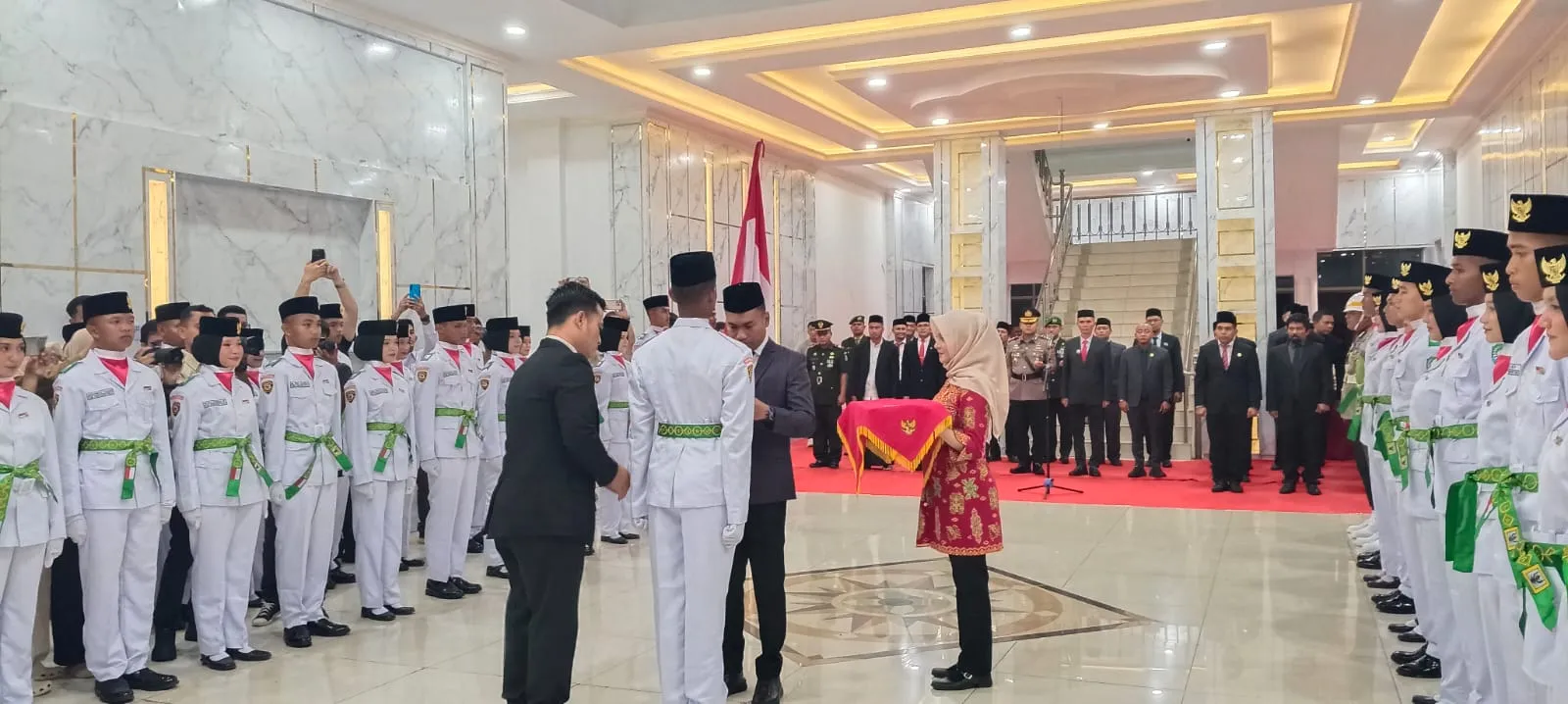 Paskibraka Abdya Dikukuhkan, Safaruddin Tekankan Amanah dan Karakter Generasi Muda