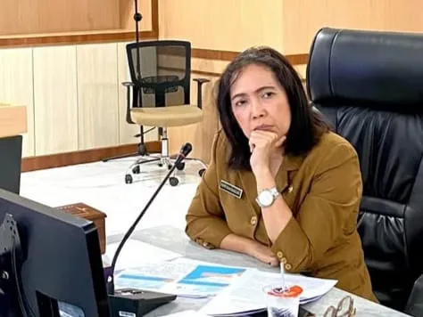 Kisah Pilu Poppy yang Didemosi Gubernur Bobby Dari Eselon II ke Eselon III