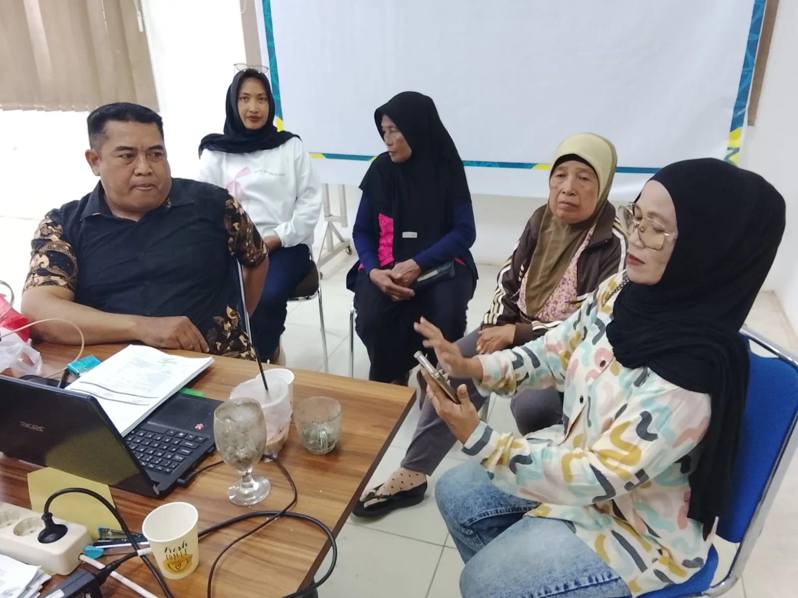 Warga Laporkan Dugaan Jual Beli Rumah Huntara ke Tim Satgas Rehab dan Rekon Aceh Tamiang