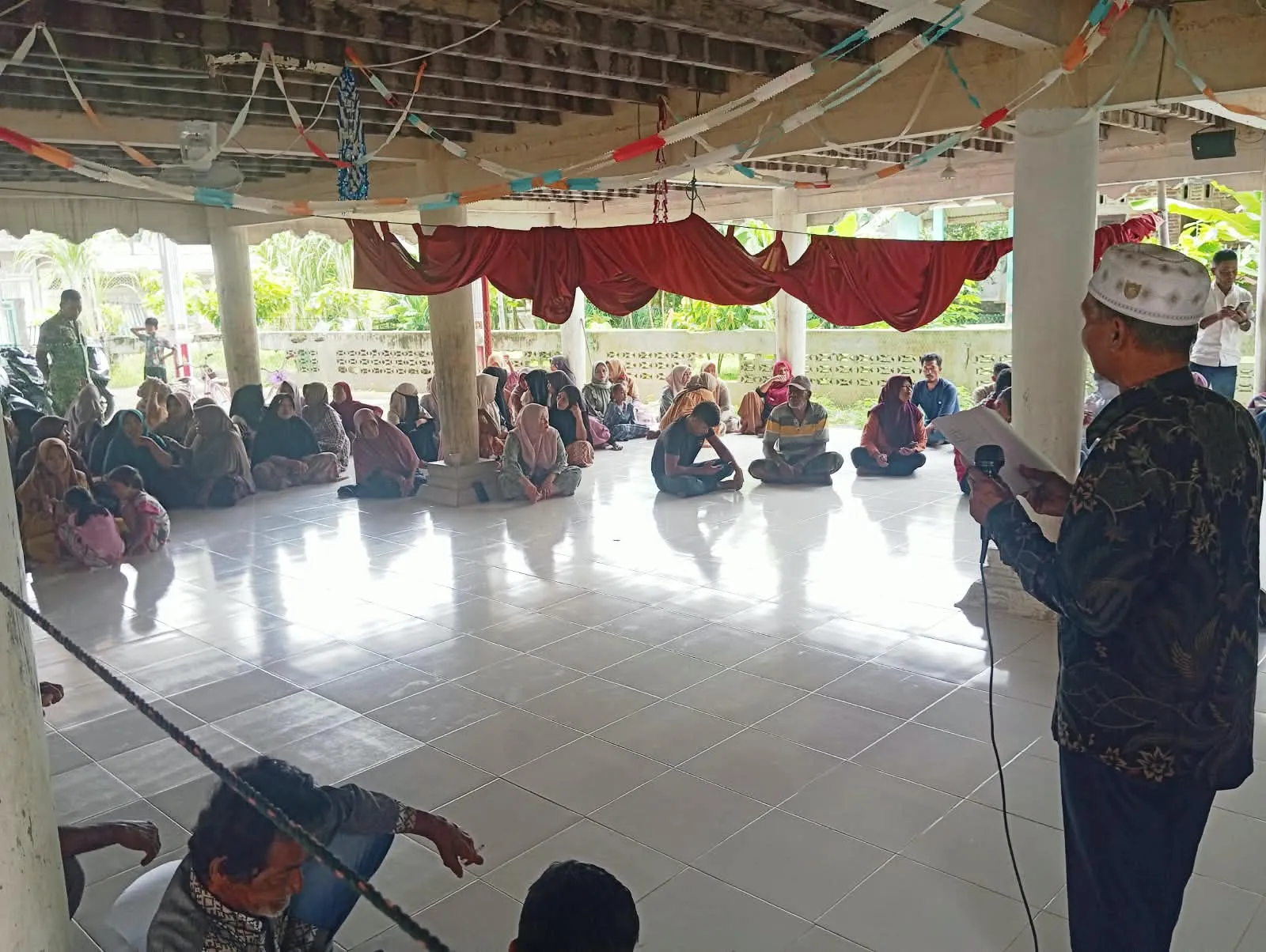 Roda Pemerintahan Terancam Lumpuh, Warga Geulanggang Baro Sepakat PAW Tuha Peut