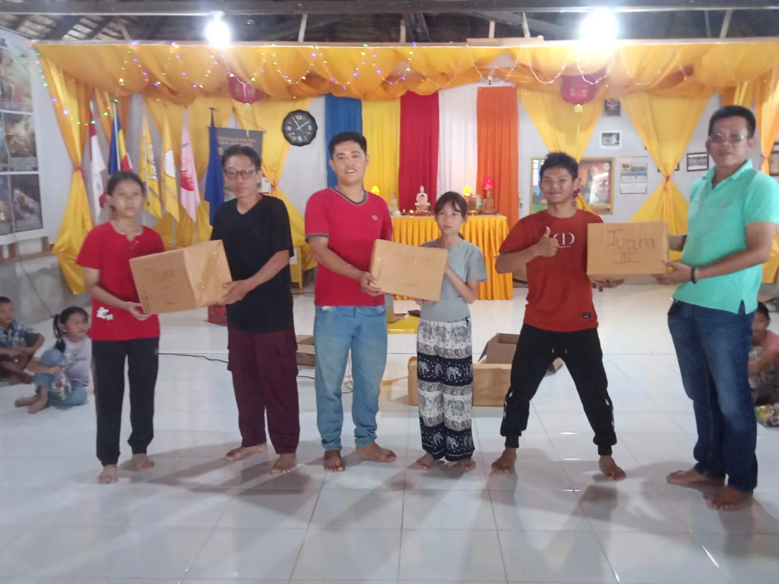 Yayasan Purnama Satya Dharma Serahkan Hadiah HUT RI ke-81 kepada Anak Sekolah Minggu
