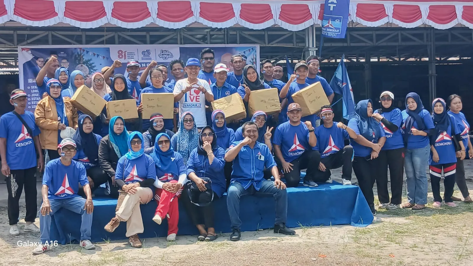 Sambut HUT Kk-25, PAC dan DPC Partai Demokrat Kota Binjai Adakan Pesta Rakyat Warga