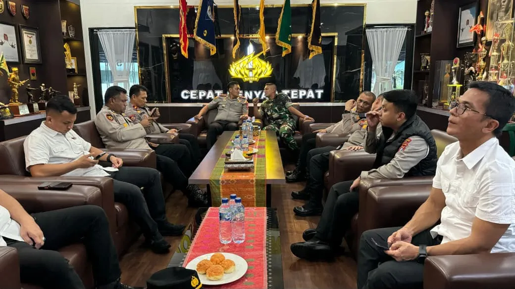 Usai Sambangi Pewarta dan Arhanud 11, Kapolres Binjai Lanjut Silaturahmi ke Yonif Raider 100/PS