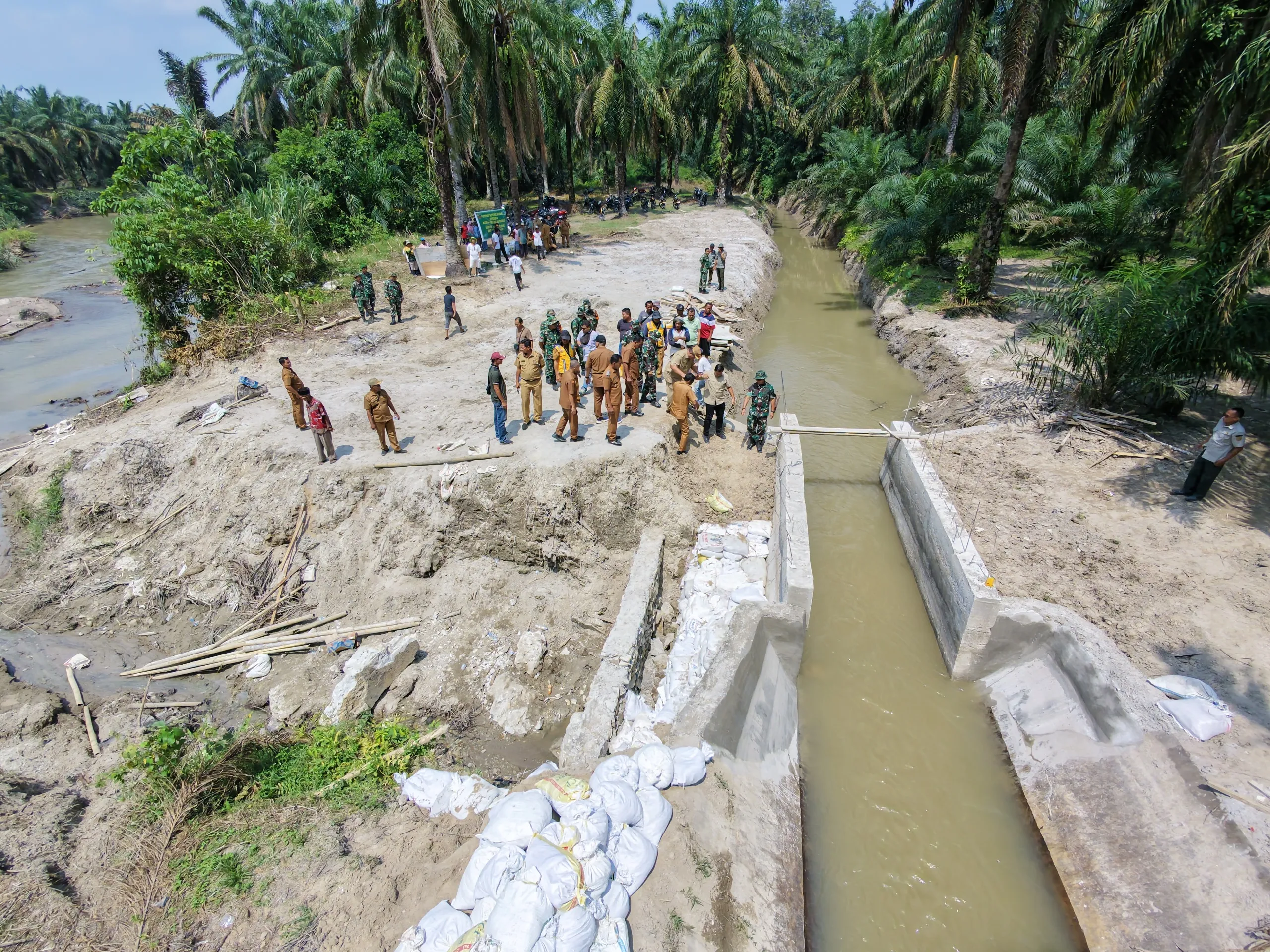 Tinjau Tiga Lokasi Pembangunan, Bupati Asahan Pastikan Infrastruktur Dukung Ekonomi Warga