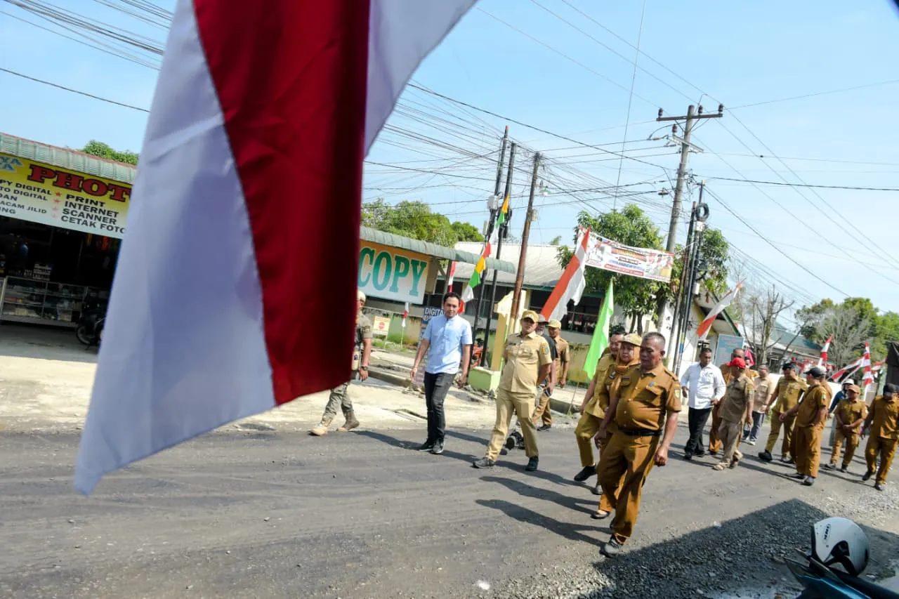 Wabup Sergai Pastikan Rehabilitasi Hotmix Jalan Desa Melati Perbaungan Sesuai Spesifikasi Teknis
