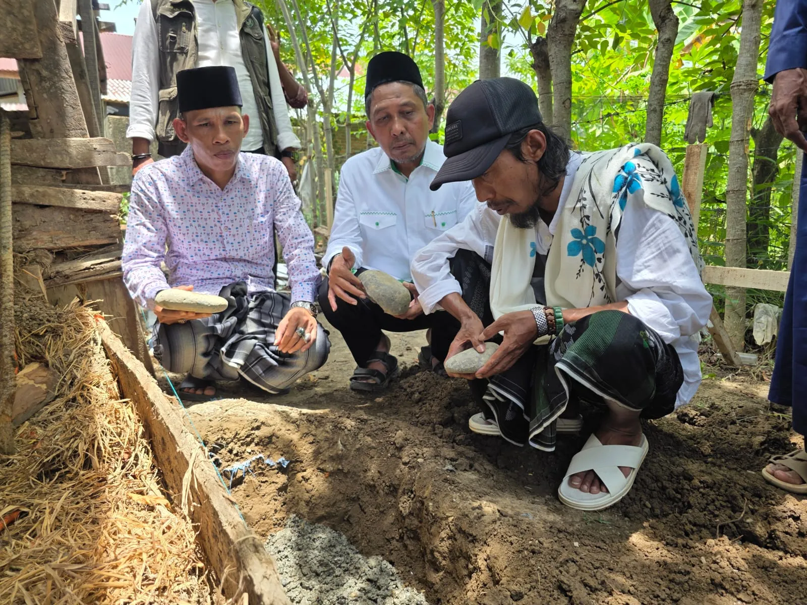 BMU Bangun Rumah Mualaf Beni Marhanes di Ring Krueng