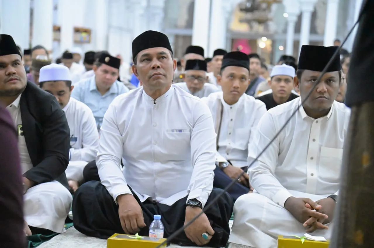 Bupati Aceh Besar Hadiri Peringatan Maulid Nabi di Masjid Raya Baiturrahman