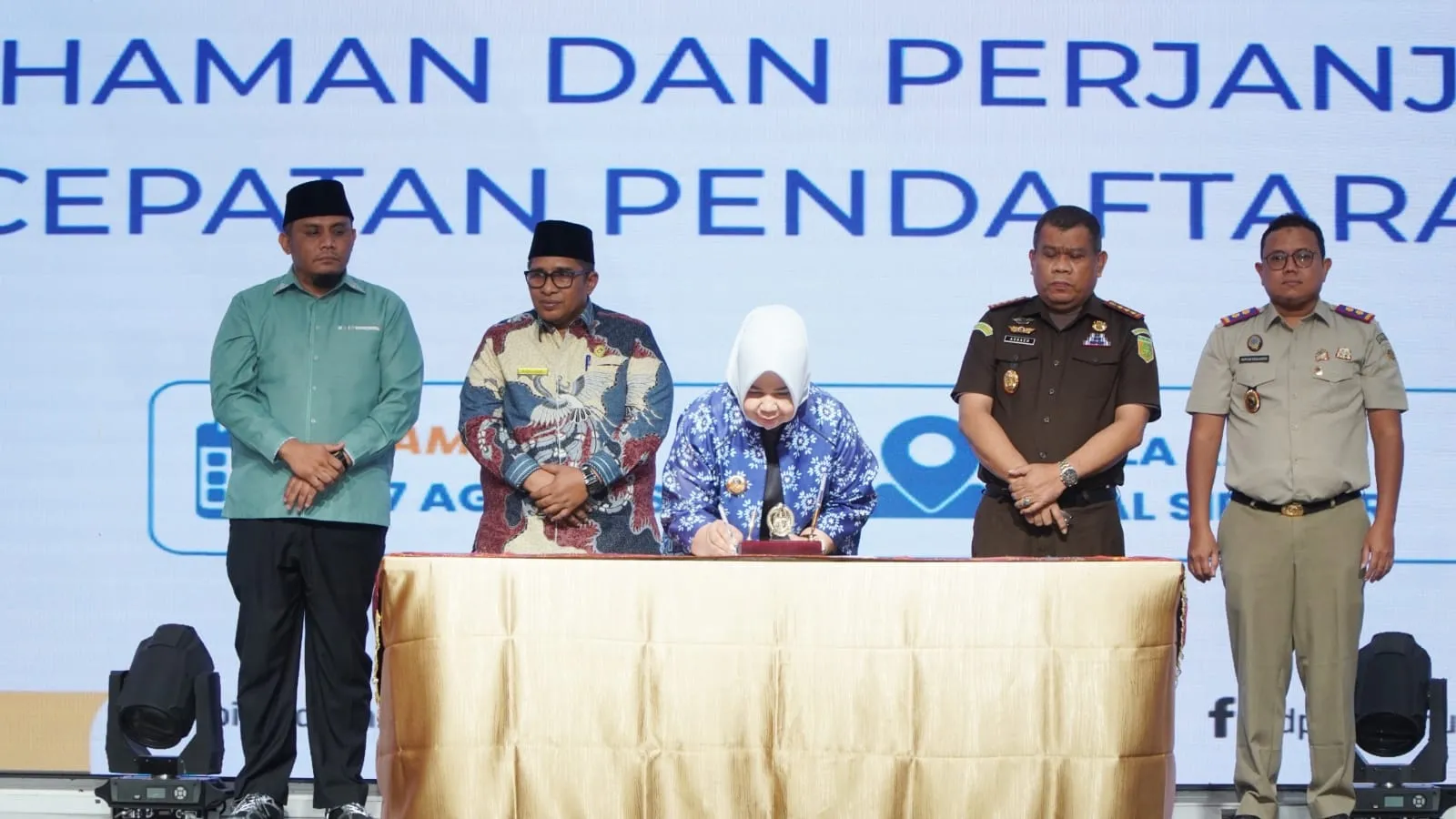 Plt. Bupati Langkat Tiorita Surbakti Tegaskan Komitmen Percepat Sertifikasi Tanah Wakaf