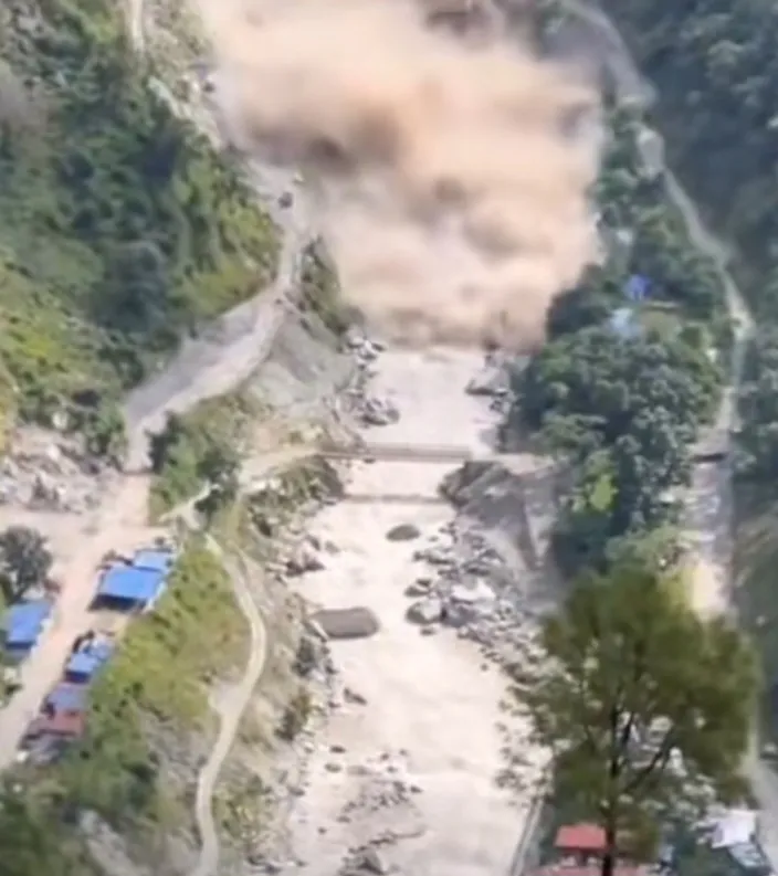 Tewaskan Ratusan Orang dan Ribuan Hilang, Ini Penyebab Dahsyatnya Banjir Bandang di Nepal