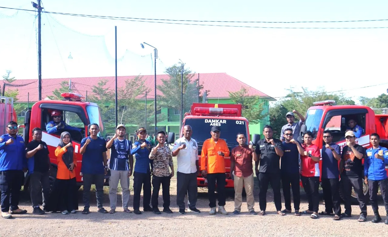 Siaga Bencana, Ratusan Santri DQA Aceh Ikuti Simulasi Gempa dan Kebakaran Bersama BNBP Aceh Besar