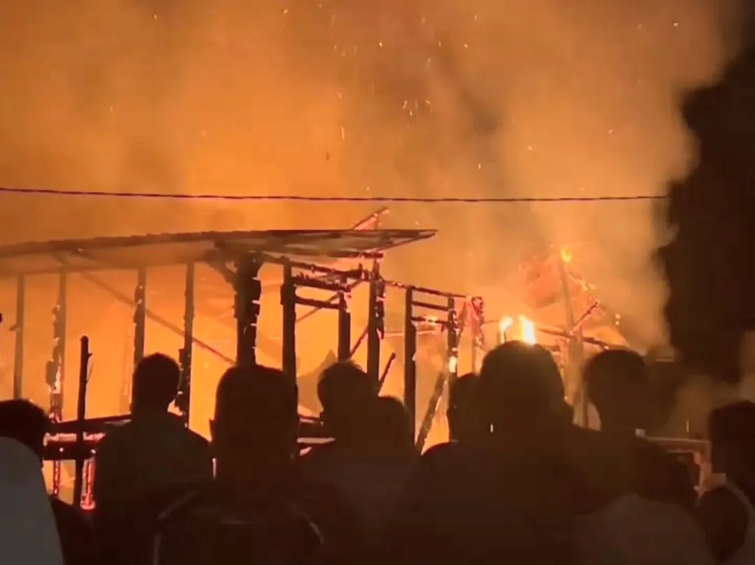 Satu Rumah Panggung Musnah Terbakar di Desa Gonting, Kerugian Capai Rp250 Juta
