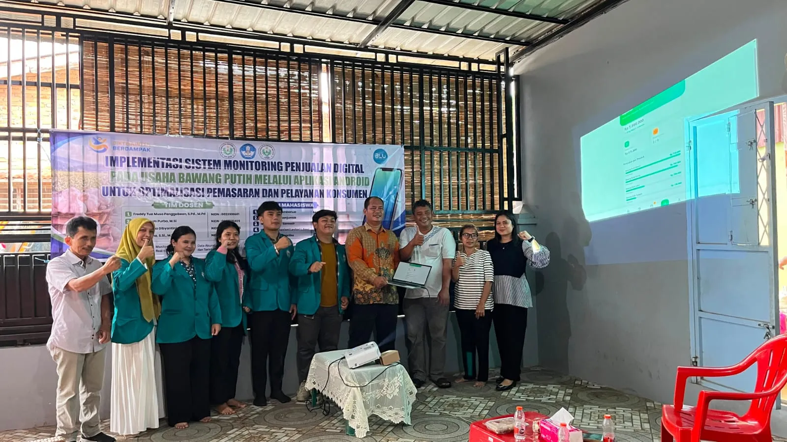 Tim PKM Unimed Latih UMKM Bawang Putih Digitalisasi Lewat Aplikasi Android