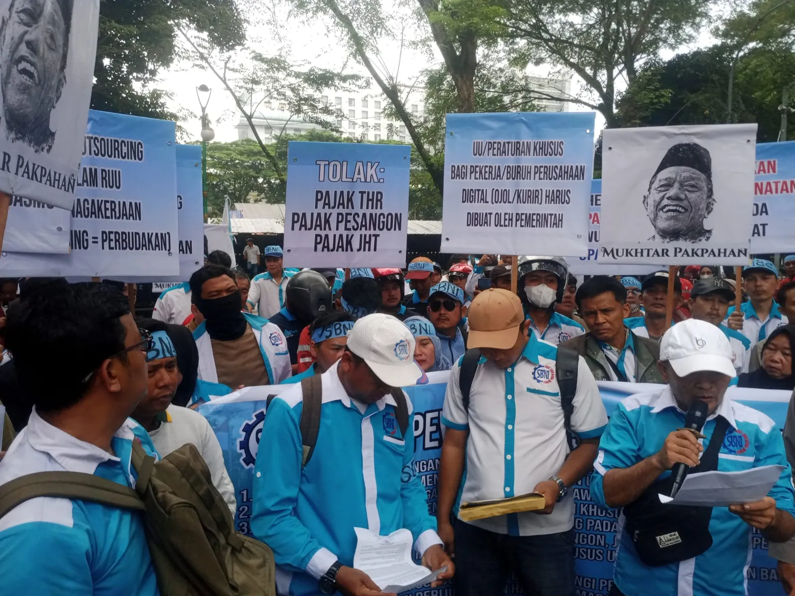 Buruh SBNI Sumut Tolak RUU Ketenagakerjaan, Soroti Ancaman PHK dan Upah