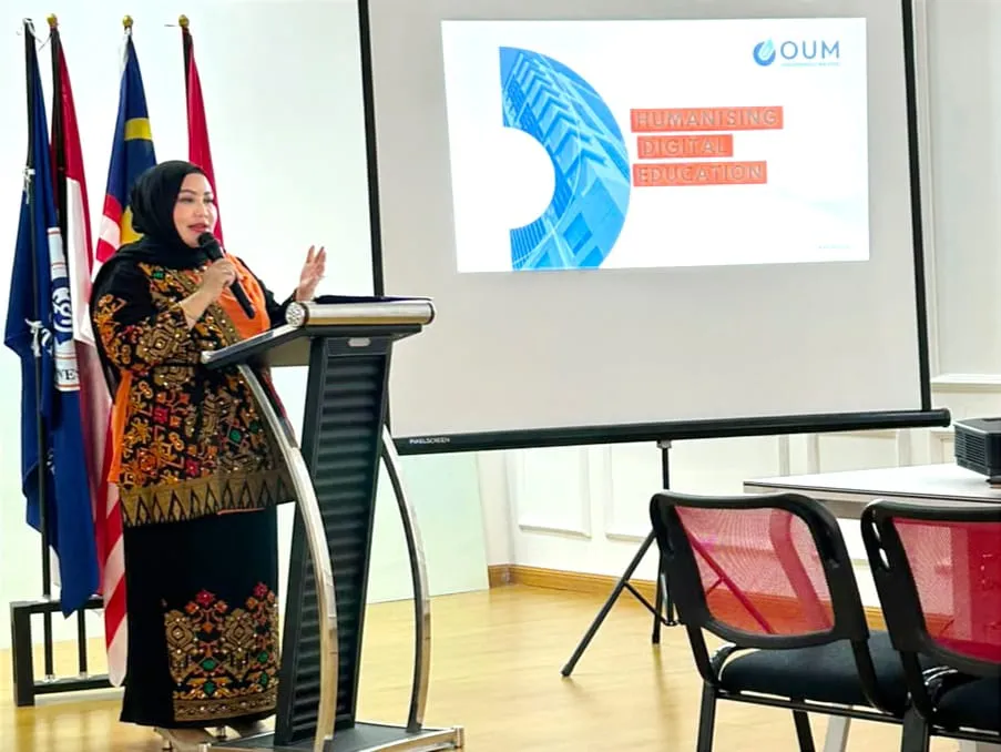 Universitas Deztron Indonesia Lantik Prof. Datin Dr. Santhi Raghavan sebagai Visiting Professor