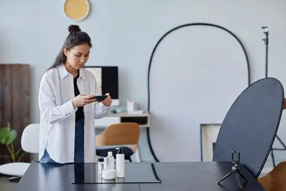 Tingkatkan Penjualan Online, Lazada Indonesia Bantu Seller Tampilkan Produk Lebih Menarik Dengan AI